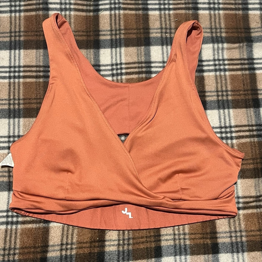JoyLab Wrap‎ Twist Front Cutout Back Sports bra. Sz Medium Bronze Color